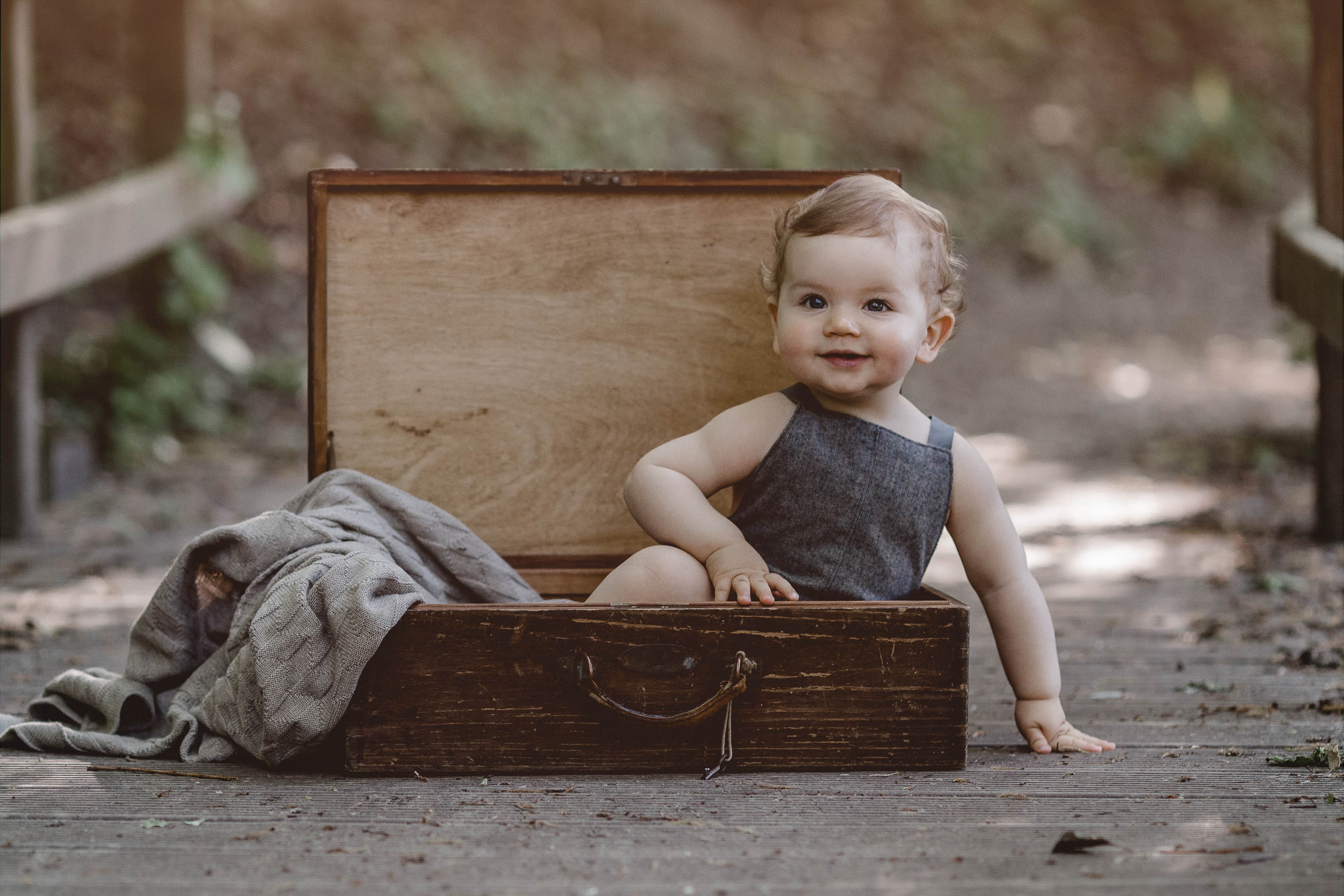 babyfotos Mülheim - babyfotograf Essen - Fotostudio Duisburg - natürliche Familienfotografie