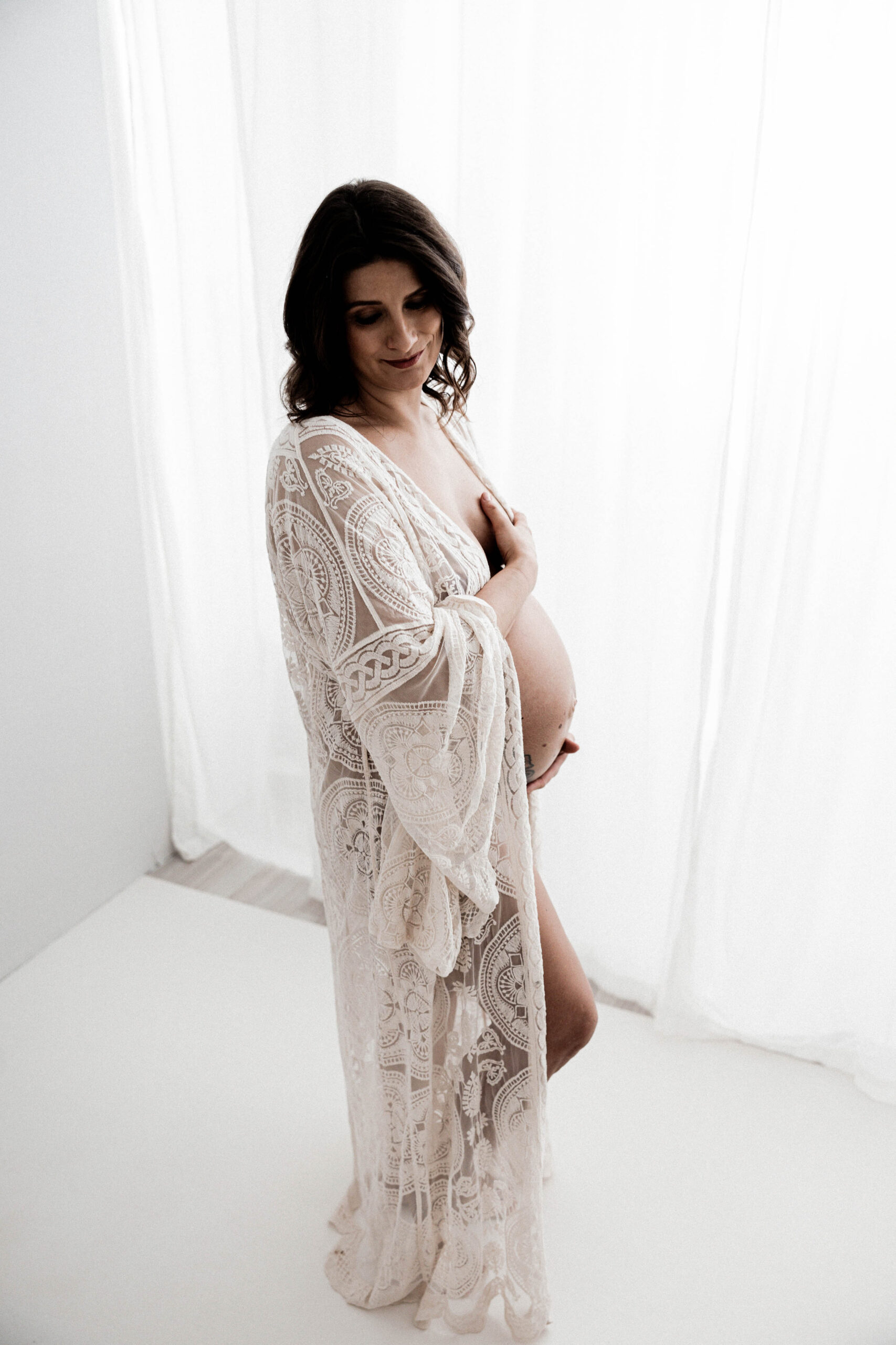  little_foot_fotografie_schwangerschaftsfotografie_muelheim_babybauchfotos_muelheim_familienfotografin_ruhrgebiet_schwanger_im_ruhrgebiet_Fotostudio_muelheim