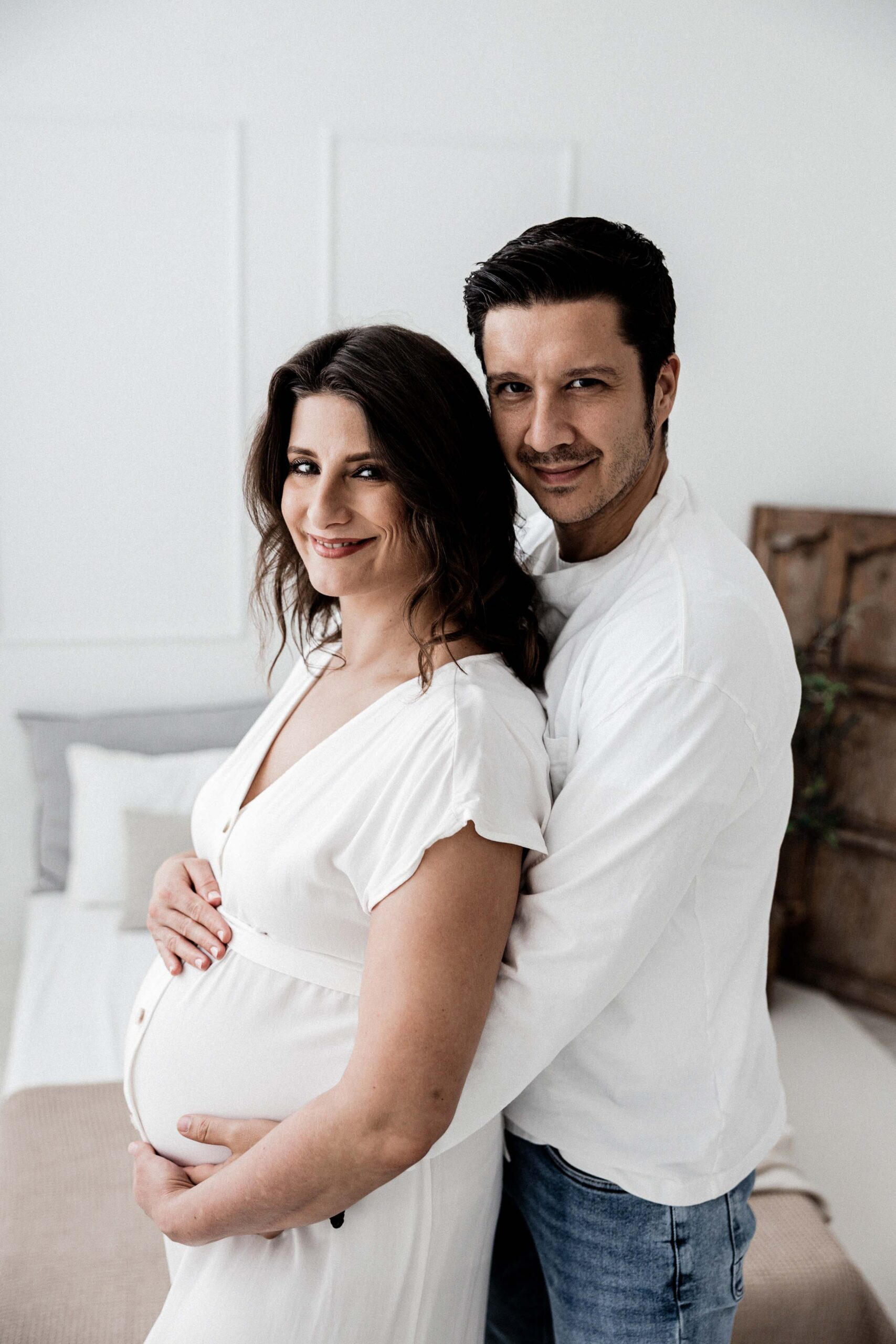 little_foot_fotografie_schwangerschaftsfotografie_muelheim_babybauchfotos_muelheim_familienfotografin_ruhrgebiet_schwanger_im_ruhrgebiet_Fotostudio_muelheim